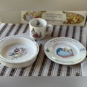 Wedgwood Peter Rabbit 3 Piece Nursery Set w Mug, Plate, Bowl